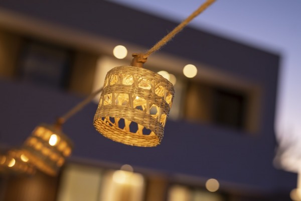 NewGarden ALBA LED Lichterkette Naturfaser 8m Schirmchen E12 Innen & Außen IP44