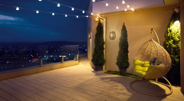 NewGarden BOSSA 25 LED Rattan Outdoor-Wandleuchte Akku für Garten und Balkon Innen & Außen IP54