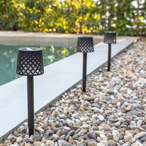 NewGarden GRETITA schwarz Solar + Akku LED Erdspieß Gartenleuchte Solar 4er Set + USB Innen & Außen IP44