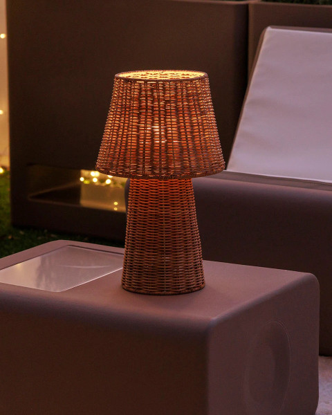 Newgarden Lola 40 Natur Tischleuchte aus Rattan, mit Jute-Kabel und E27 Fassung ø23x38 cm
