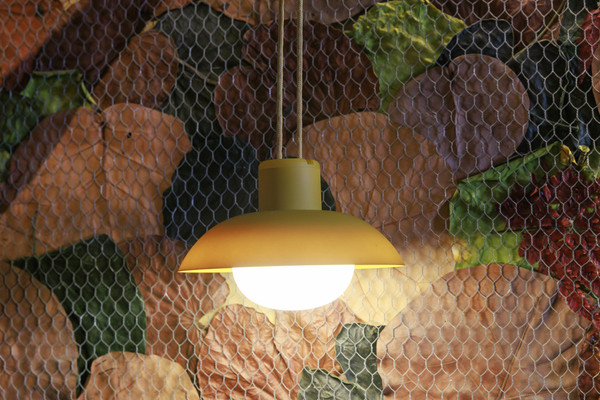 Newgarden Syros 20 Akku Senfgelb mobile Dekoleuchte mit Seil, warmweißes Licht, dimmbar, Fernbedienung ø20x9,5 cm