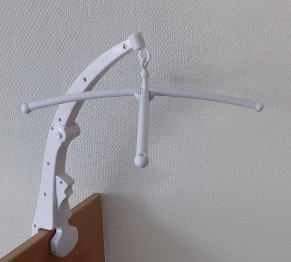 Niermann Mobilehalter zum Klemmen mit Spieluhr Weiß