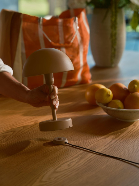 Nordlux LED Akkuleuchte Ellen To-Go Tischlampe Braun dimmbar Moodmaker 300lm 3000K warmweiß Ø16cm IP44 Aluminium 2418015018