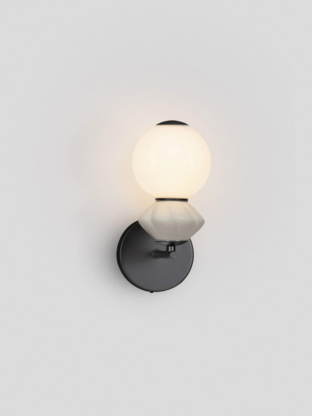 Nova Luce LED Wandleuchte Pallina dimmbar 6W warmweiss 3000K Schwarz Opal Hellgrau Glas Metall 28x19,5cm 9009306