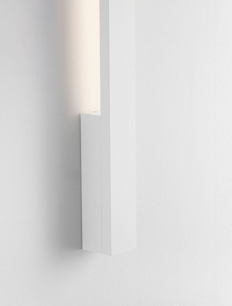 Nova Luce LED Außen-Wandleuchte Isos 6W warmweiss 3000K IP65 salzwasserfest Weiß Aluminium 60x6cm 9030101