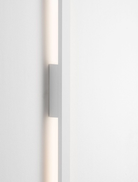 Nova Luce LED Außen-Wandleuchte Doul 20W warmweiss 3000K IP65 salzwasserfest Weiß Aluminium 120x6cm 9030104