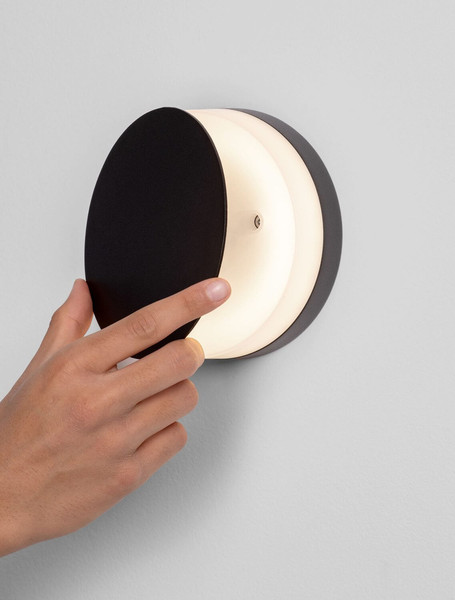 Nova Luce LED Außen-Wandleuchte Oono 11W warmweiss 3000K IP65 salzwasserfest Schwarz Aluminium Ø14,5cm 9030158