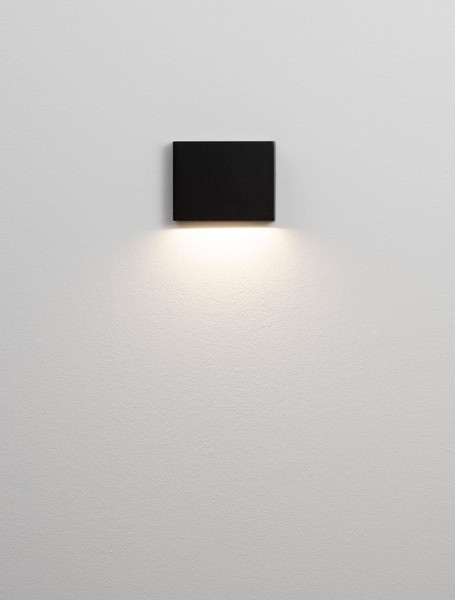 Nova Luce LED Außen-Wandleuchte Tick 4W warmweiss 3000K IP54 salzwasserfest Schwarz Aluminium 11,5x9cm 9030815