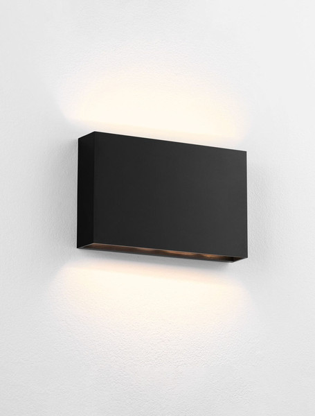 Nova Luce LED Außen-Wandleuchte Yoko 13W warmweiss 3000K IP65 salzwasserfest Schwarz 20x12,5cm 9030827