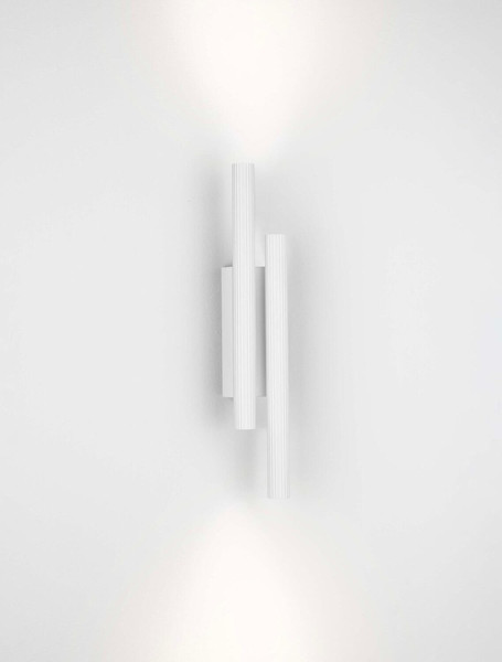Nova Luce LED Wandleuchte Paron 15W warmweiss 3000K Weiß Aluminium 38x7cm 9060238