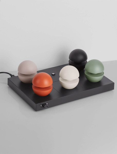 Nova Luce Ladestation für 6 Akku-Leuchten Puk IP67 Schwarz 46x33cm 9136405
