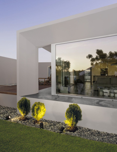 Nova Luce STAKE LED Spießleuchte Schwarz 5W IP65 Warmweiss 5x9x33cm 9271432