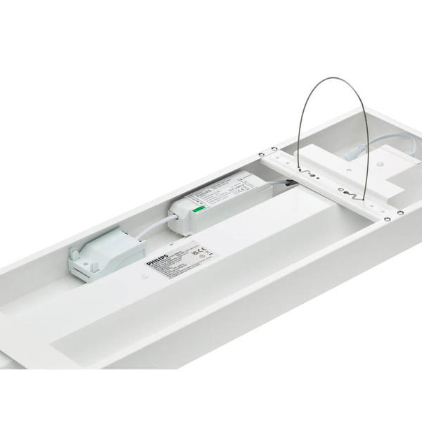 Philips LED Anbauleuchte Ledinaire 20x120cm 28-33W 3400-4000lm Neutralweiss 4000K UGR19 8720169764712