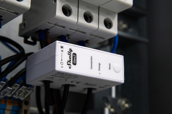 Shelly 3EM Gen3 - 3-Phasen Energiezähler, Stromzähler, ohne Wandler/Wechselstrom