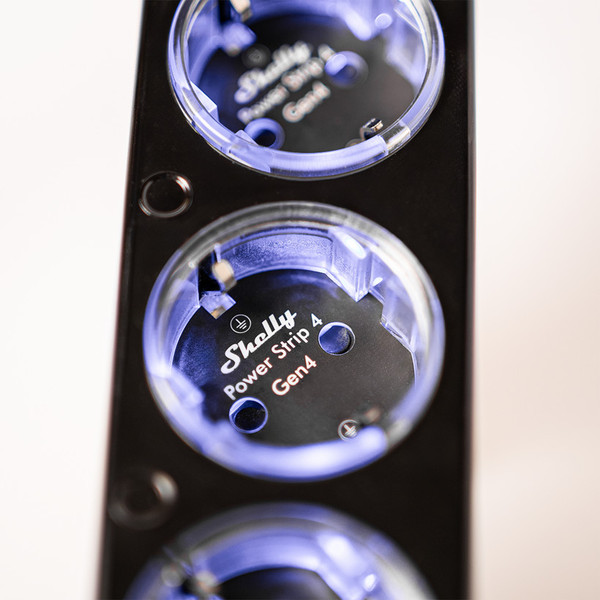 Shelly Power Strip 4 Gen4 - Smarte Steckdosenleiste 4-fach, Schwarz WLAN, BT, Zigbee, Matter