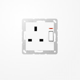 Jung A3171KOWW Abschaltbare Steckdose mit Kontrollschalter, British Standard, 13 A 250 V ~, Schraubklemmen, mit Funktionsanzeige, mit Berührungsschutz, Duroplast, Se