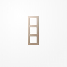 Jung AC583CH Rahmen 3fach, senkrechte und waagerechte Montage, Duroplast lackiert, A CREATION, champagner