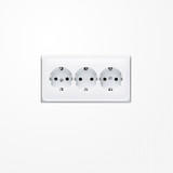 Jung CD523WW Kabelkanal-SCHUKO-Steckdose, 3fach, 16 A 250 V ~, Duroplast, Serie CD, alpinweiß