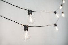 NewGarden ALLEGRA Solar LED Lichterkette + Akku weiss für Terrasse und Balkon E27 Innen & Außen IP44