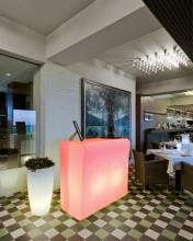 NewGarden CRETA 120 LED beleuchtete Bar, Theke Innen & Außen IP65